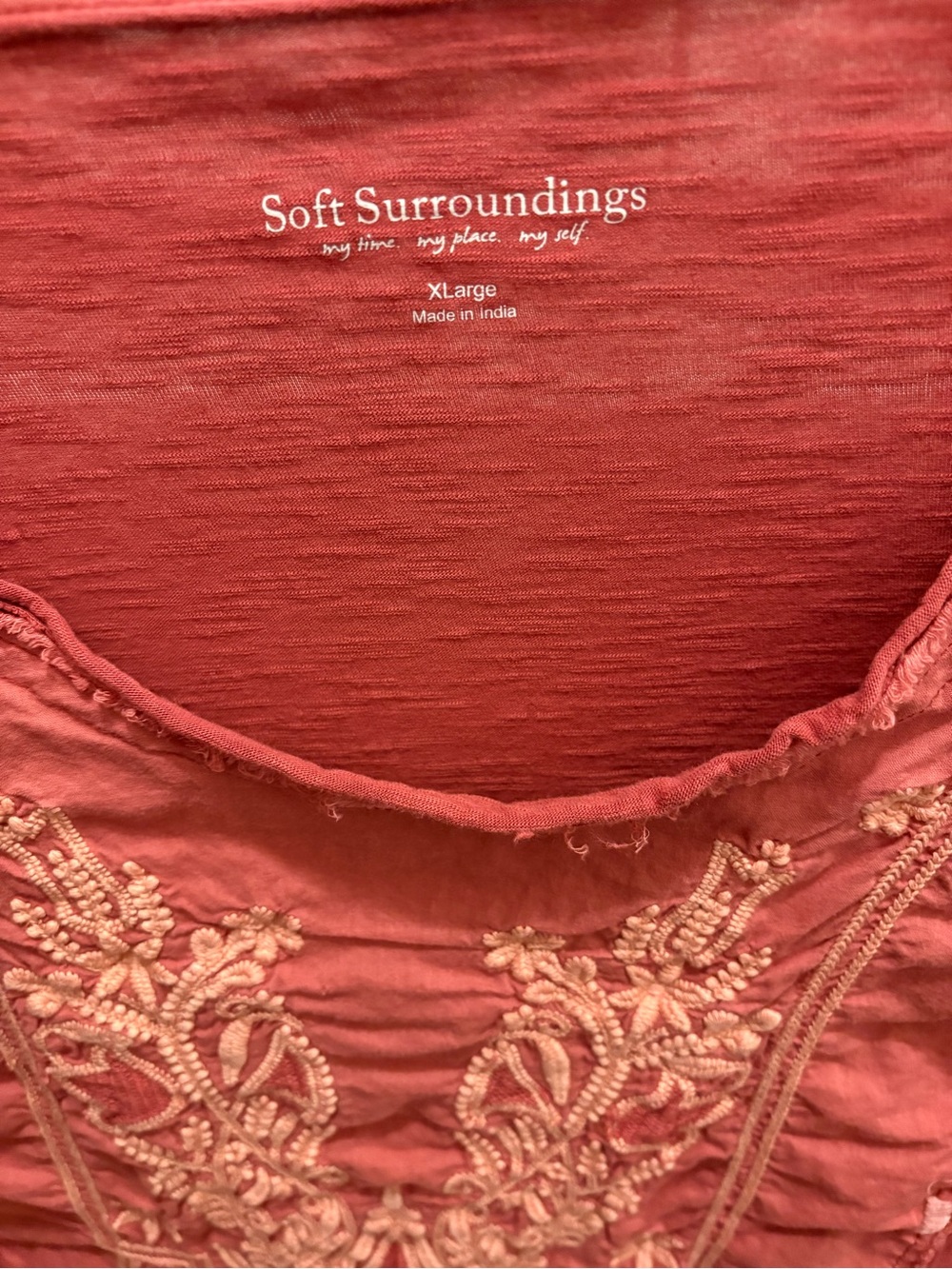 Soft Surroundings Red Embroidered Long-Sleeve Tunic Top Women’s Size XL Boho - Picture 7 of 8